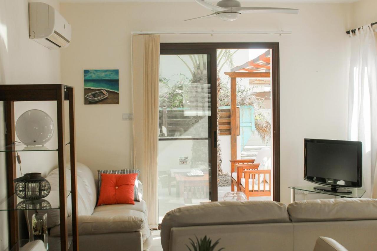 Unique Beach Luxurious Villas ไอยานาปา ภายนอก รูปภาพ