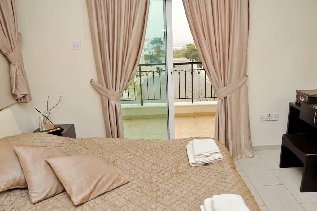 Unique Beach Luxurious Villas ไอยานาปา ภายนอก รูปภาพ