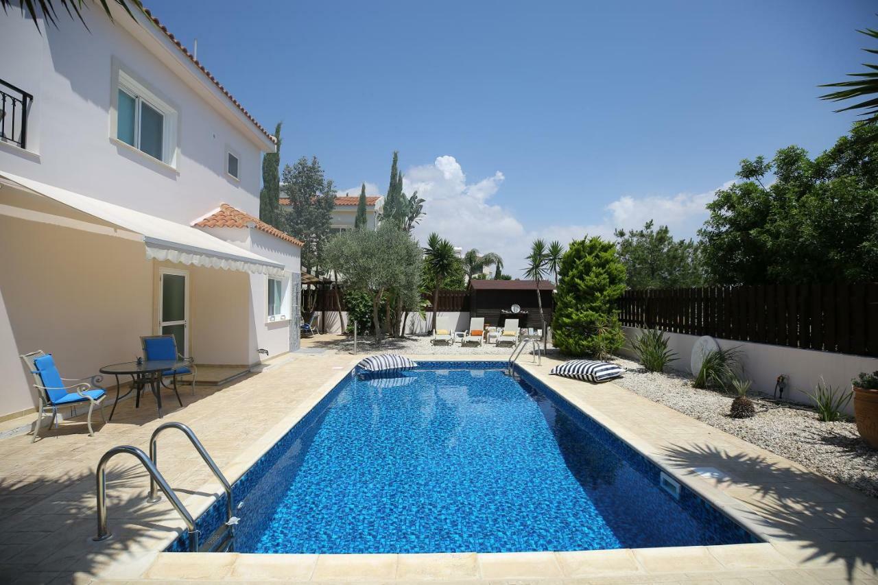 Unique Beach Luxurious Villas ไอยานาปา ภายนอก รูปภาพ